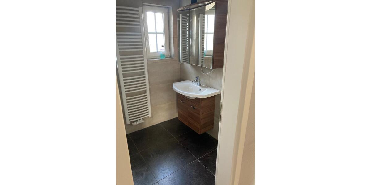Etagenwohnung Nürnberg Almoshof - 2 Zimmer, 75 m&sup2;, 850&euro; | Angebot:27605096