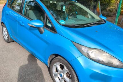 Ford Fiesta 174.000 km 2.300 &euro; Schwabach 91126