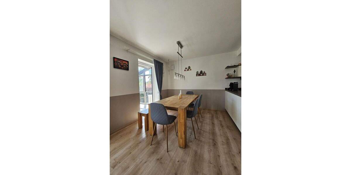 Etagenwohnung Burgthann Ezelsdorf - 7 Zimmer, 210 m&sup2;, 649.000&euro; | Angebot:25721079