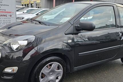 Renault Twingo 147.686 km 2.970 &euro; Fürth 90763