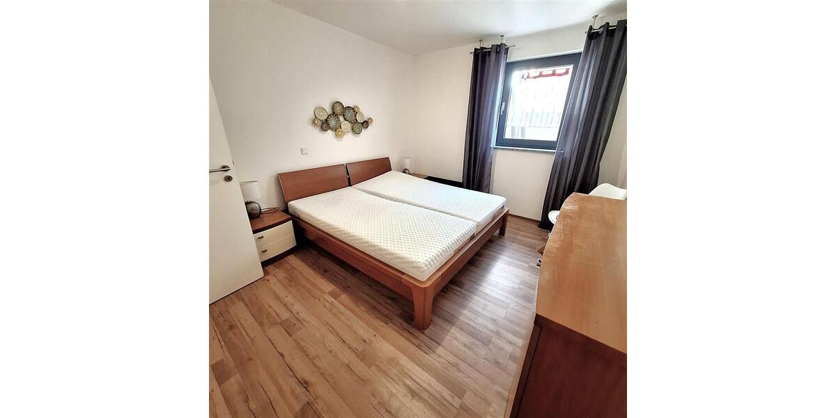 Etagenwohnung Roßtal - 2 Zimmer, 56 m&sup2;, 760&euro; | Angebot:26384423