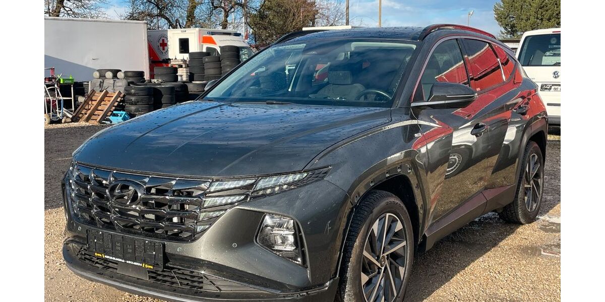 Hyundai TUCSON 74.000 km 18.000 &euro; Nürnberg 90427