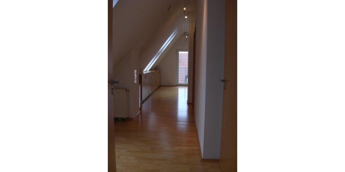 Traum Maisonettewohnung teilmöbliert mit 3 Balkonen, Einbauküche 3 zimmer