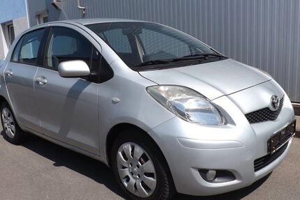 Toyota Yaris 107.000 km 5.699 € Fürth Burgfarrnbach 90768