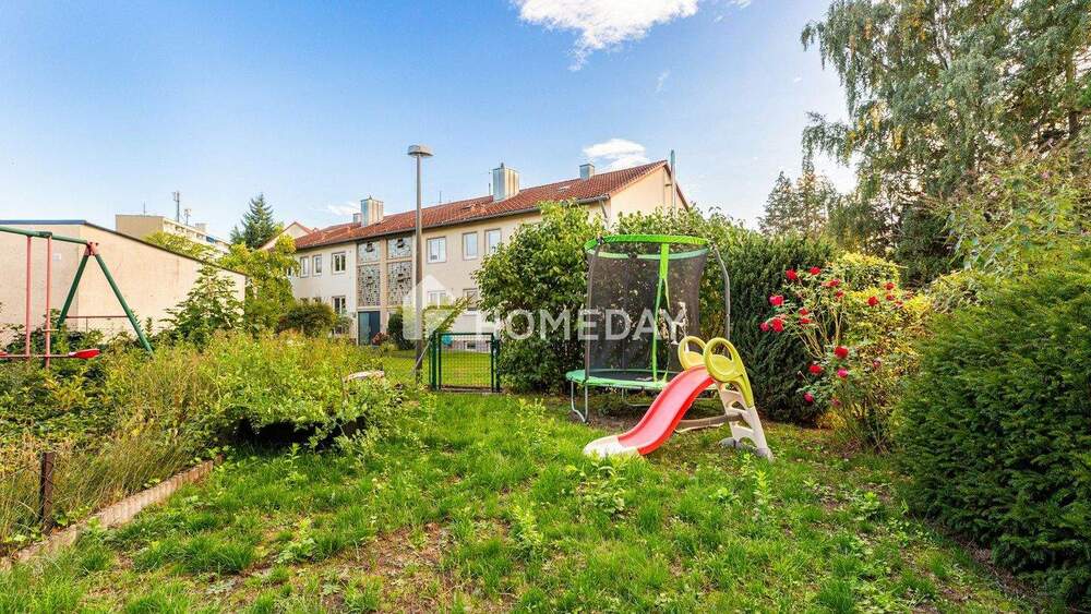 Reihenmittelhaus Erlangen Bruck - 7 Zimmer, 138 m&sup2;, 645.000&euro; | Angebot:25688306