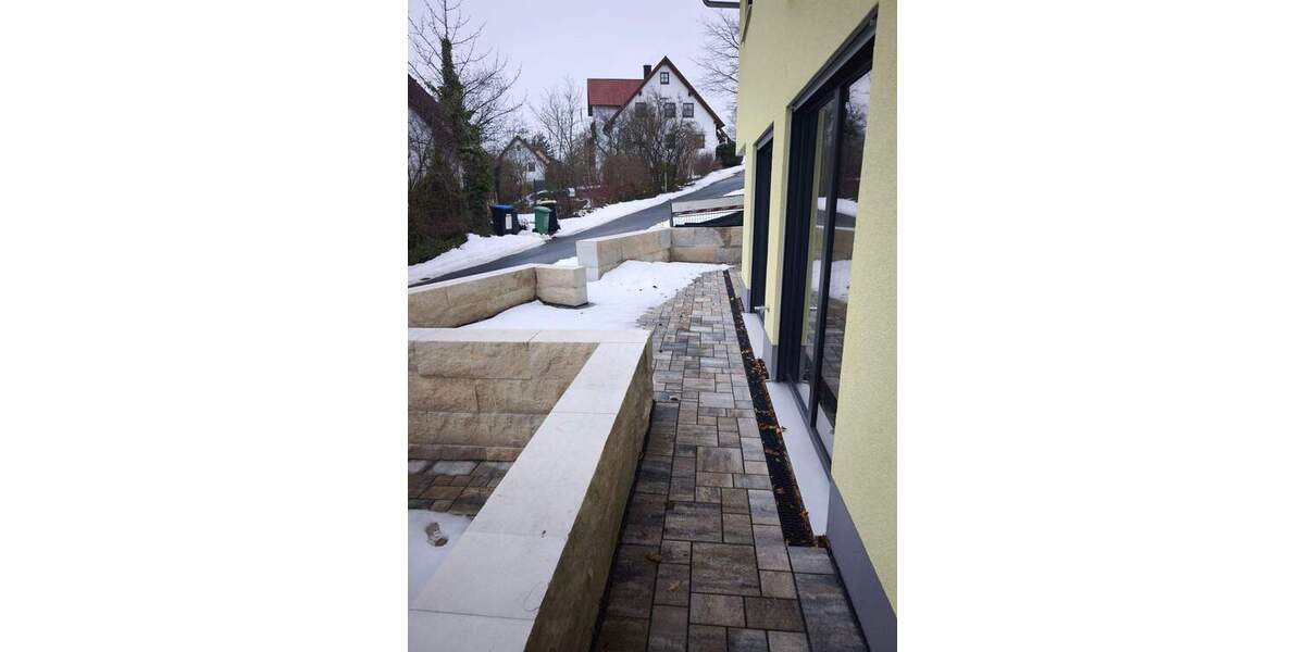 Einfamilienhaus Igensdorf Pettensiedel - 1 Zimmer, 240 m&sup2;, 2.000&euro; | Angebot:25770176