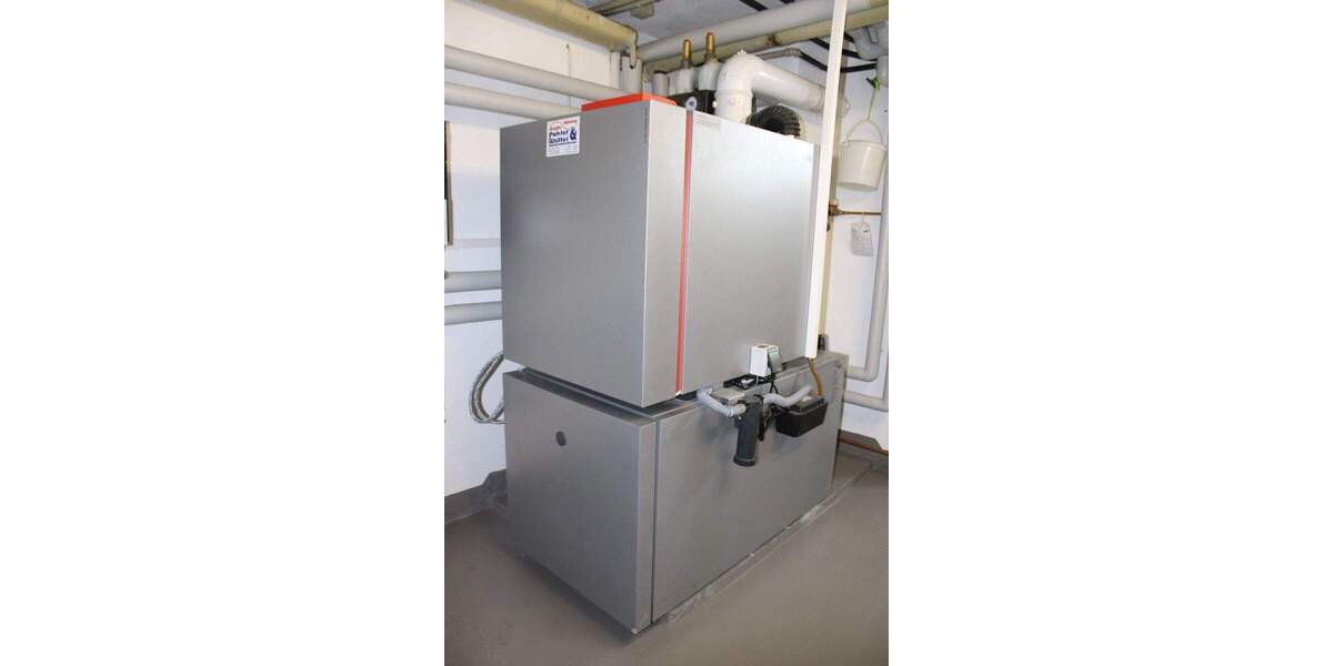 !! ALTERLANGEN I 3-Familien-Haus I 2 Wohnungen gut vermietet, 1 Wohnung selbst genutzt I begehrte Lage !! 7 zimmer