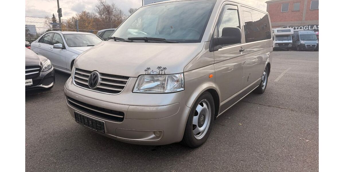 VW T5 Transporter 264.000 km 7.900 &euro; Nürnberg 90441