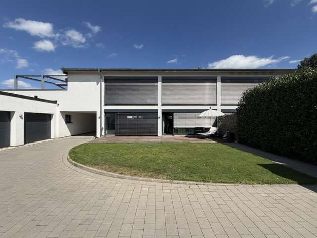 Einfamilienhaus Nürnberg Schnepfenreuth - 9 Zimmer, 450 m&sup2;, 2.900.000&euro; | Angebot:27234803