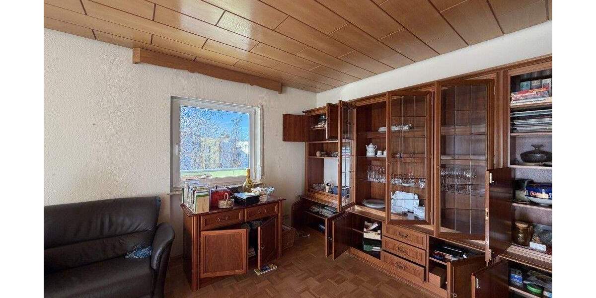 Etagenwohnung Erlangen Büchenbach - 3 Zimmer, 97 m&sup2;, 1.050&euro; | Angebot:25338151