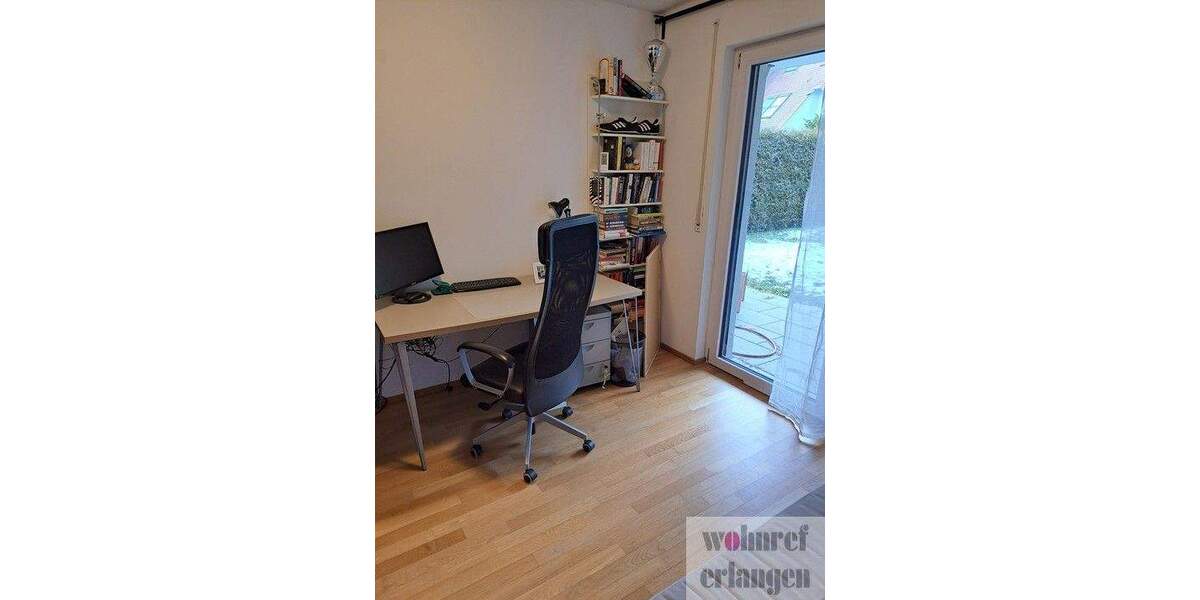 Etagenwohnung Erlangen Sieglitzhof - 2 Zimmer, 50 m&sup2;, 660&euro; | Angebot:25667904