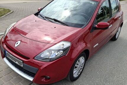 Renault Clio 90.000 km 3.500 &euro; Erlangen 91052