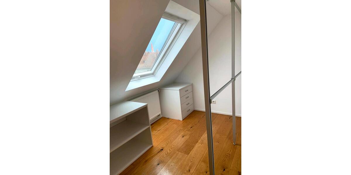 Dachgeschoßwohnung Nürnberg Rabus - 3.5 Zimmer, 103 m&sup2;, 1.500&euro; | Angebot:27582192