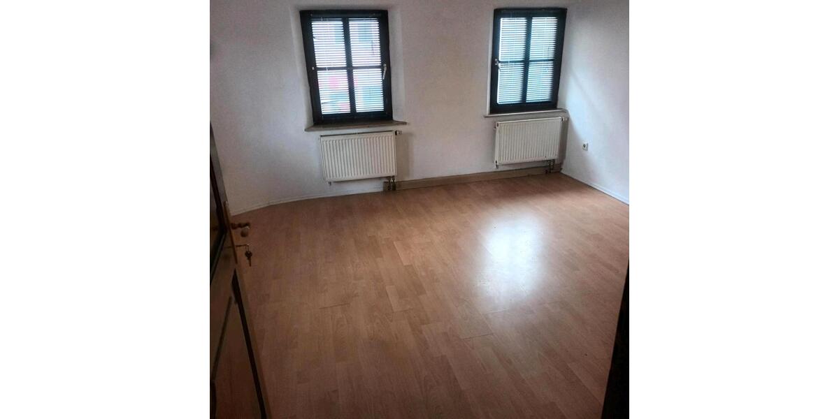 Einfamilienhaus Nürnberg Gibitzenhof - 5 Zimmer, 180 m&sup2;, 1.800&euro; | Angebot:26127549