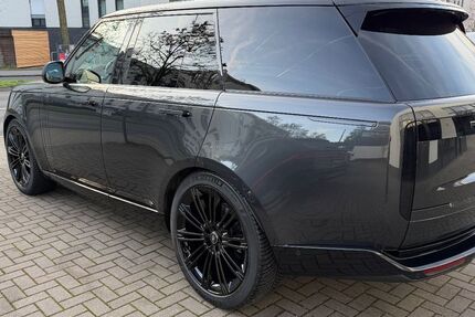 Land Rover Range Rover 16.900 km 136.900 &euro; Fürth 90765