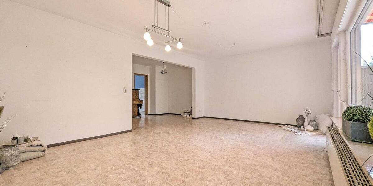 Mehrfamilienhaus, Wohnhaus Nürnberg Langwasser - 7 Zimmer, 166 m&sup2;, 549.000&euro; | Angebot:26242982