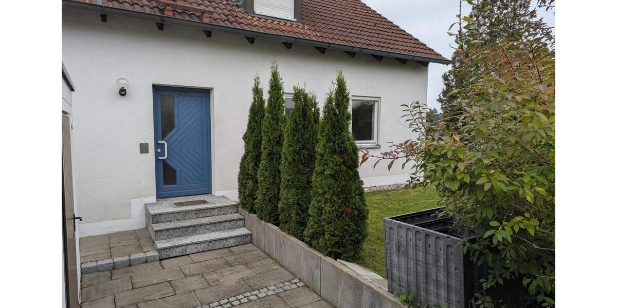 Röttenbach- Perfekt für Familien- attraktive Lage, großer Garten 5 zimmer