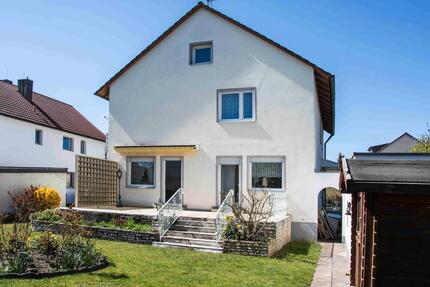 Haus Nürnberg Eibach - 6 Zimmer, 166 m&sup2;, 769.000&euro; | Angebot:26891191