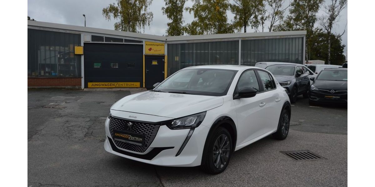 Peugeot 208 31.900 km 13.900 &euro; Nürnberg 90469