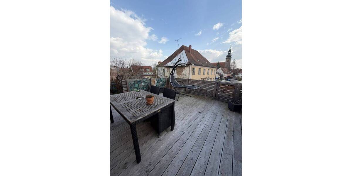 Etagenwohnung Erlangen Frauenaurach - 2 Zimmer, 117 m&sup2;, 1.400&euro; | Angebot:26092188