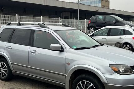 Mitsubishi Outlander 127.656 km 2.490 &euro; Nürnberg 90439