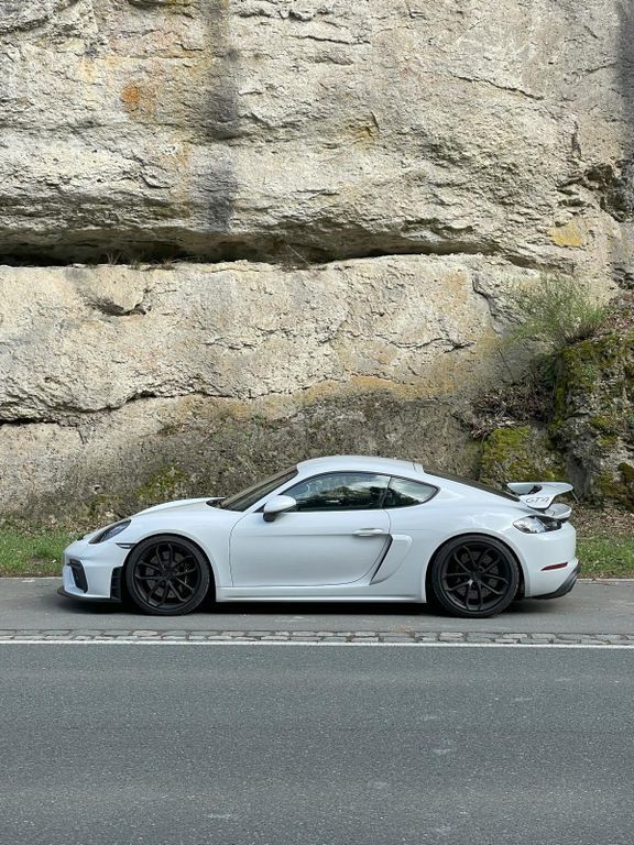 Porsche Cayman 8.680 km 102.000 € Erlangen 91052