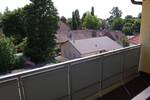 Sanierte große und helle 3 - Zimmer Wohnung in zentraler Lage!