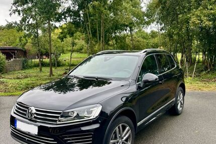VW Touareg 82.439 km 29.990 € Heroldsbach 91336