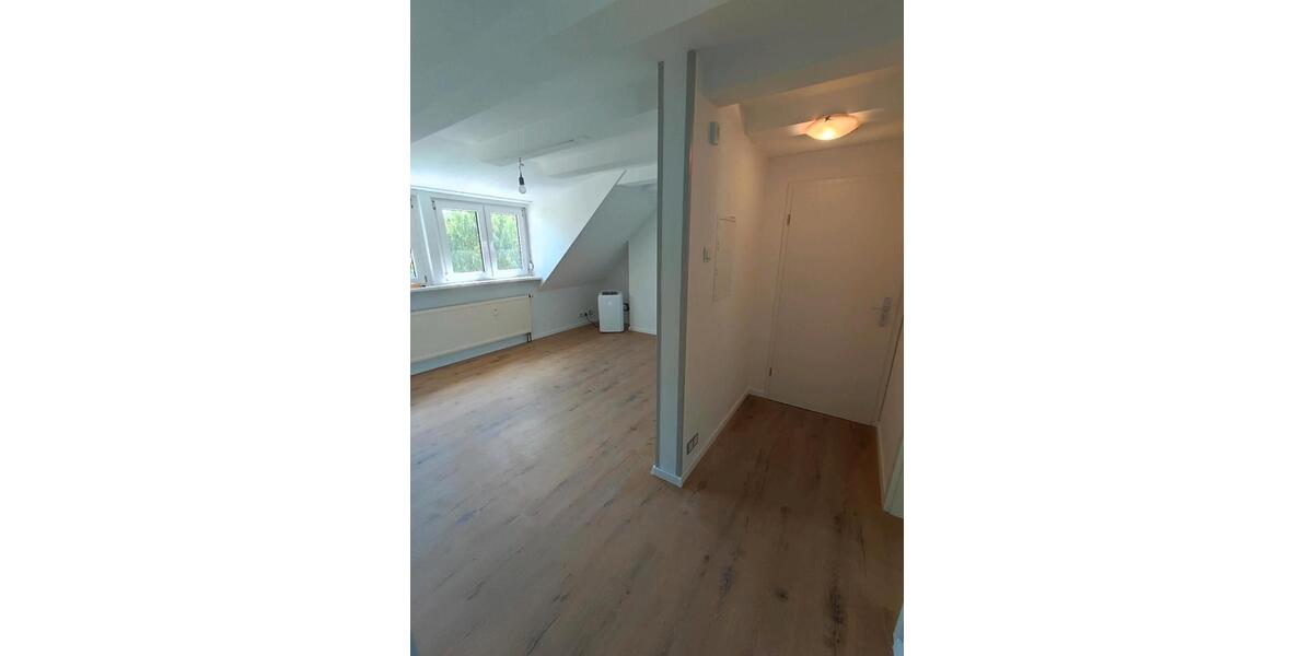 Dachgeschoßwohnung Nürnberg Gibitzenhof - 1 Zimmer, 34 m&sup2;, 540&euro; | Angebot:26704315