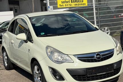 Opel Corsa 111.056 km 1.999 &euro; Nürnberg 90439