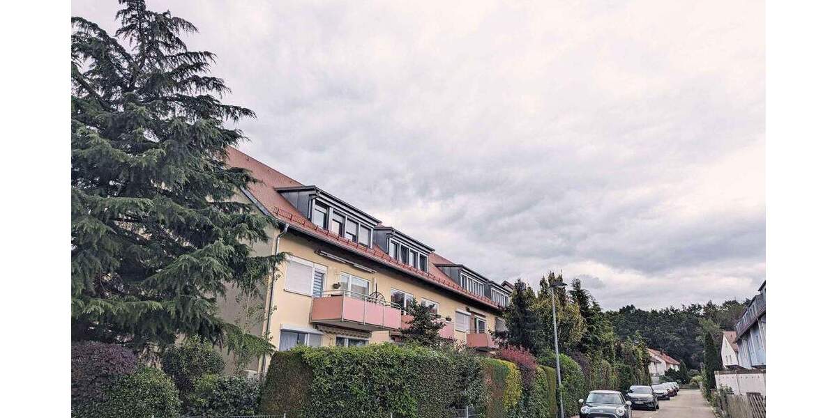 RESERVIERT: Tolle Lage in Feucht - ruhig und verkehrsgünstig 2 zimmer