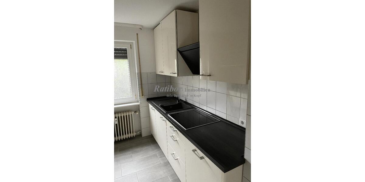 Schön geschnittene 3 Zimmer EG-Wohnung mit großer Terrasse und Garten in ruhiger Wohnlage in RH-Ost 3 zimmer