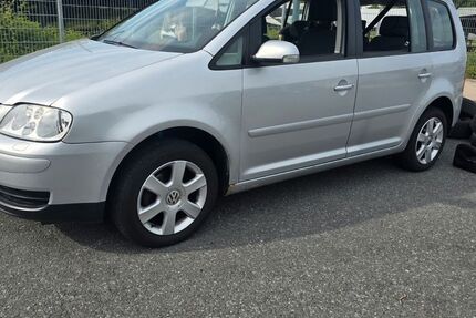 VW Touran 219.000 km 1.500 &euro; Fürth 90766