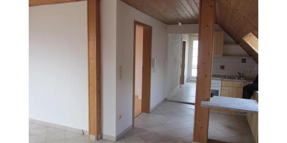 Dachgeschoßwohnung Hausen - 2 Zimmer, 55 m&sup2;, 710&euro; | Angebot:27552591