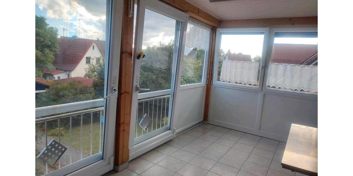 Etagenwohnung Postbauer-Heng Heng - 4 Zimmer, 90 m&sup2;, 800&euro; | Angebot:26481184