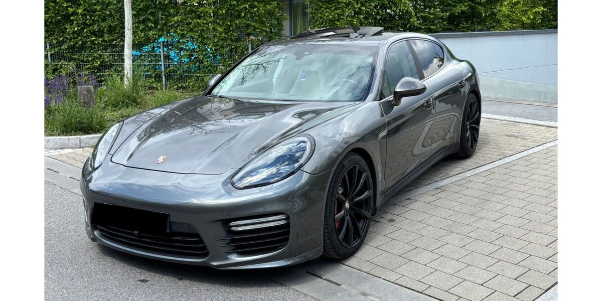 Porsche Panamera 230.000 km 22.900 &euro; Nürnberg 90475