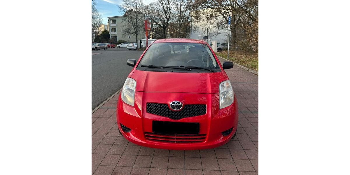 Toyota Yaris 161.000 km 2.250 &euro; Nurnberg 90459