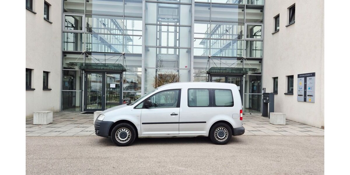 VW Caddy 130.000 km 5.600 € Nürnberg 90431