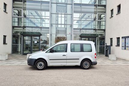 VW Caddy 130.000 km 5.650 € Nürnberg 90431