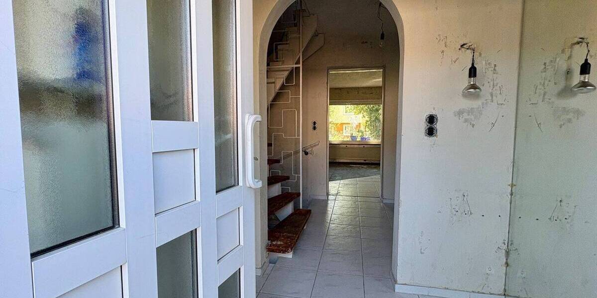Reihenmittelhaus Erlangen Eltersdorf - 4 Zimmer, 92 m&sup2;, 380.000&euro; | Angebot:26684163