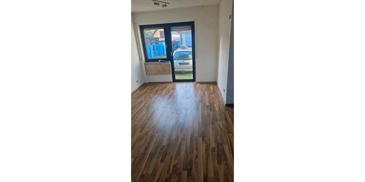 Einfamilienhaus Röthenbach an der Pegnitz - 2 Zimmer, 60 m&sup2;, 900&euro; | Angebot:25523072