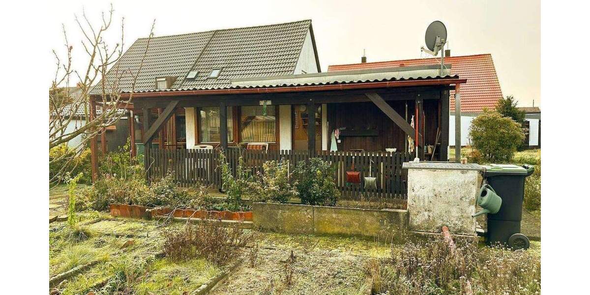 Rohdiamant in Bestlage: Doppelhaushälfte mit vielen Möglichkeiten 4 zimmer