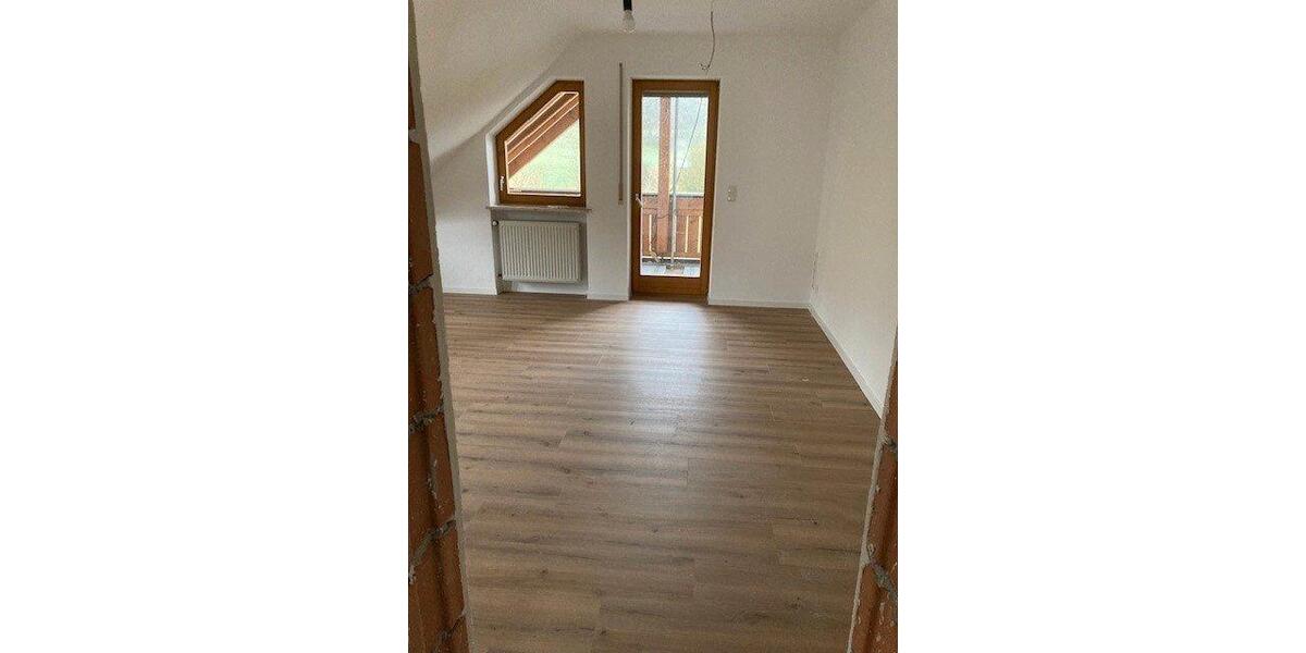 Dachgeschoßwohnung Altdorf bei Nürnberg - 3 Zimmer, 80 m&sup2;, 930&euro; | Angebot:26630189
