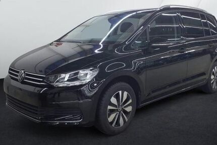 VW Touran 25.600 km 31.440 € Roth 91154