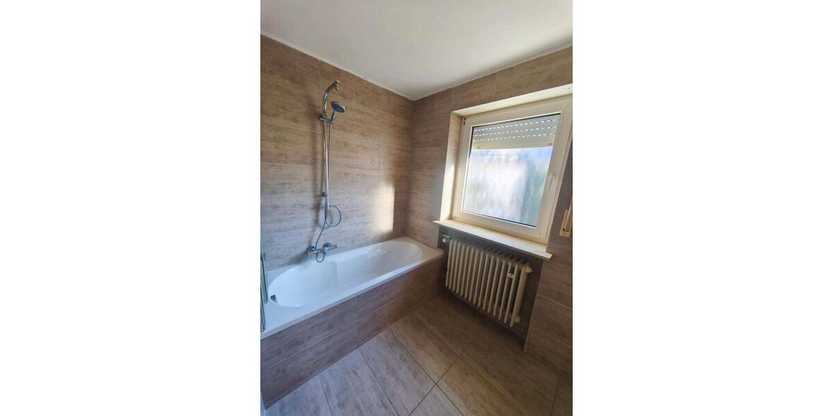 Reihenhaus Zirndorf - 6 Zimmer, 144 m&sup2;, 600.000&euro; | Angebot:27209548