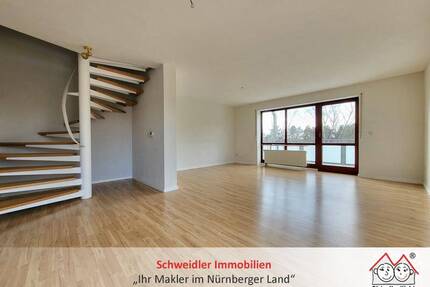 Ideal für 2-3 Personen: Renovierte 3+1-Zimmer-Wohnung mit Sonnenbalkon & Garage in RöthenbachPeg.