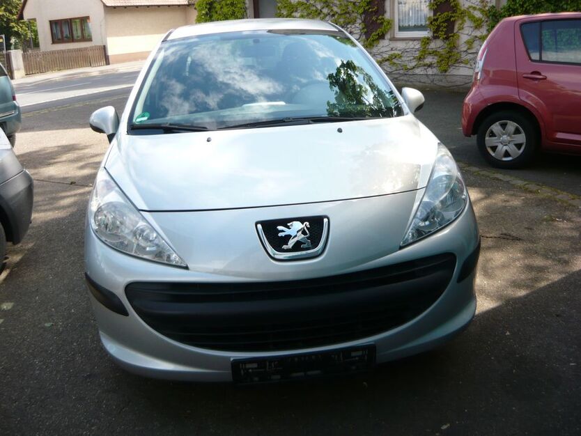 Peugeot 207 115.200 km 2.950 € Erlangen 91058