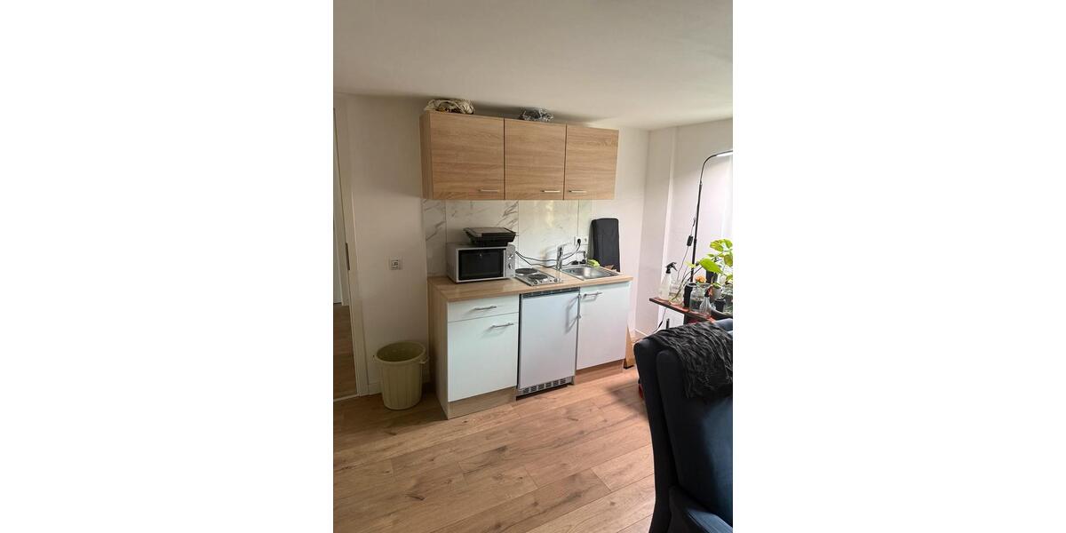Einfamilienhaus Uttenreuth - 7 Zimmer, 181 m&sup2;, 1.999&euro; | Angebot:27614404