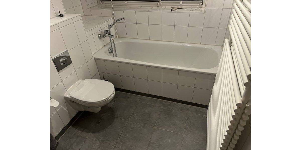 Etagenwohnung Erlangen Innenstadt - 2 Zimmer, 76 m&sup2;, 950&euro; | Angebot:26730833