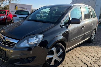 Opel Zafira 320.000 km 1.750 € Haag 91126